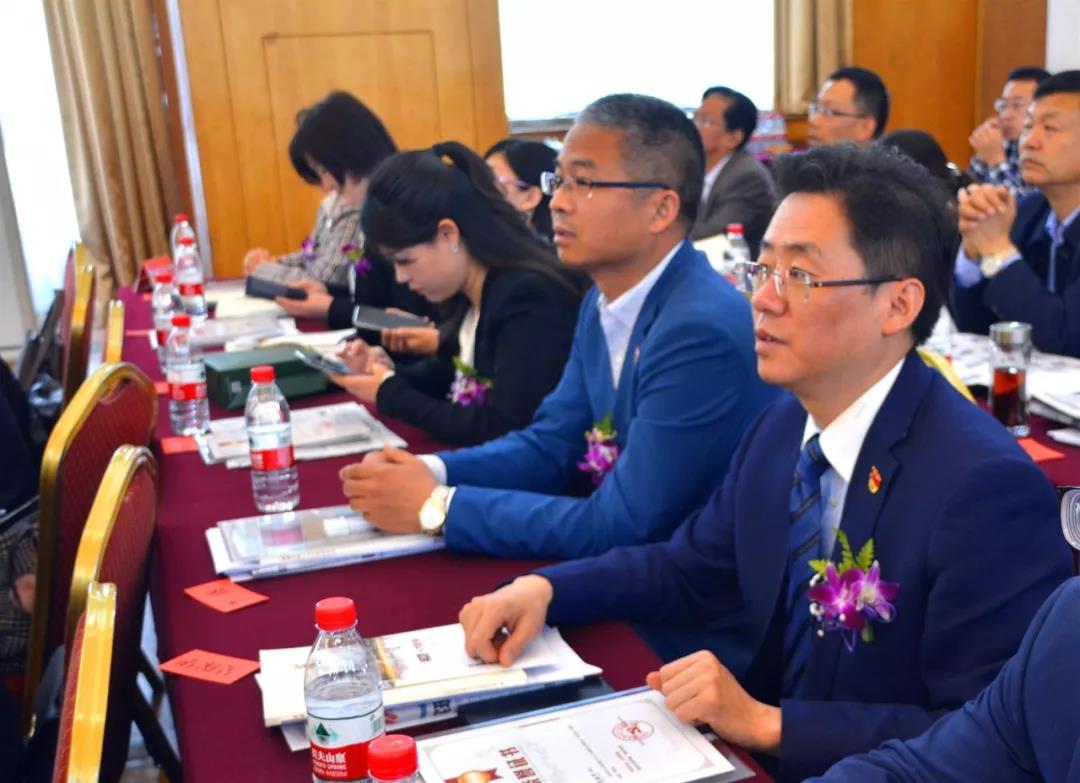 蘭州市人才工作會議召開，普瑞眼科專家喜獲殊榮